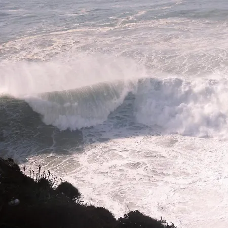 White Swell By Sitio Da