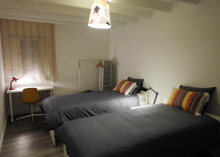 White Swell By Sitio Da * Nazare