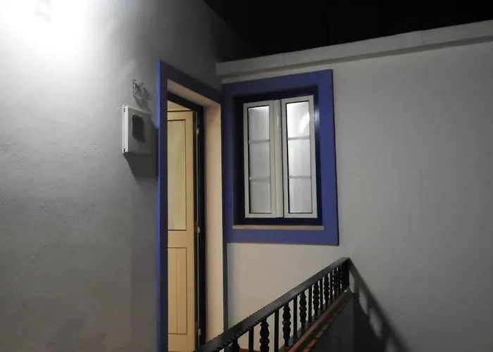 White Swell By Sitio Da * Nazare